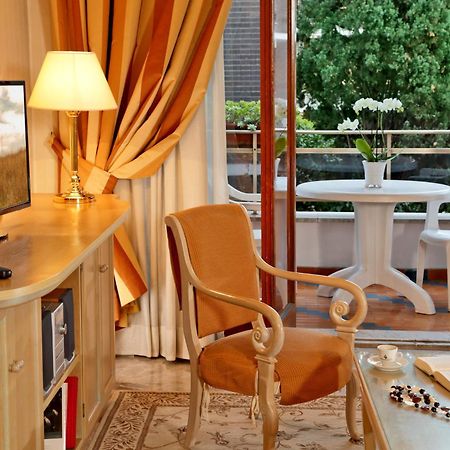 Large Family Apartment E8 Rzym Zewnętrze zdjęcie